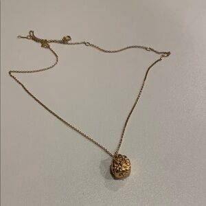 Alighieri Elegant Gold Pendant Necklace